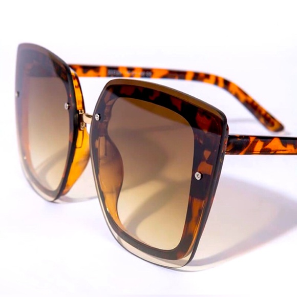 Accessories - NWT Squared Cat-Eye Tinted Sunglasses